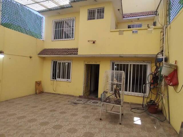 #16 - Casa para Venta en Ecatepec de Morelos - MC - 1