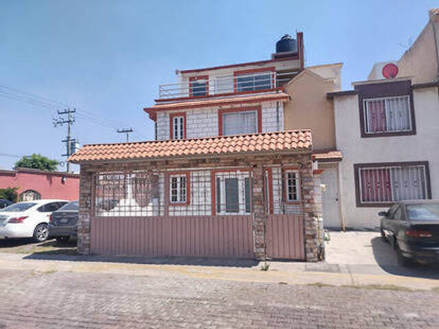 Venta en Fraccionamiento Las Américas - Ecatepec de Morelos